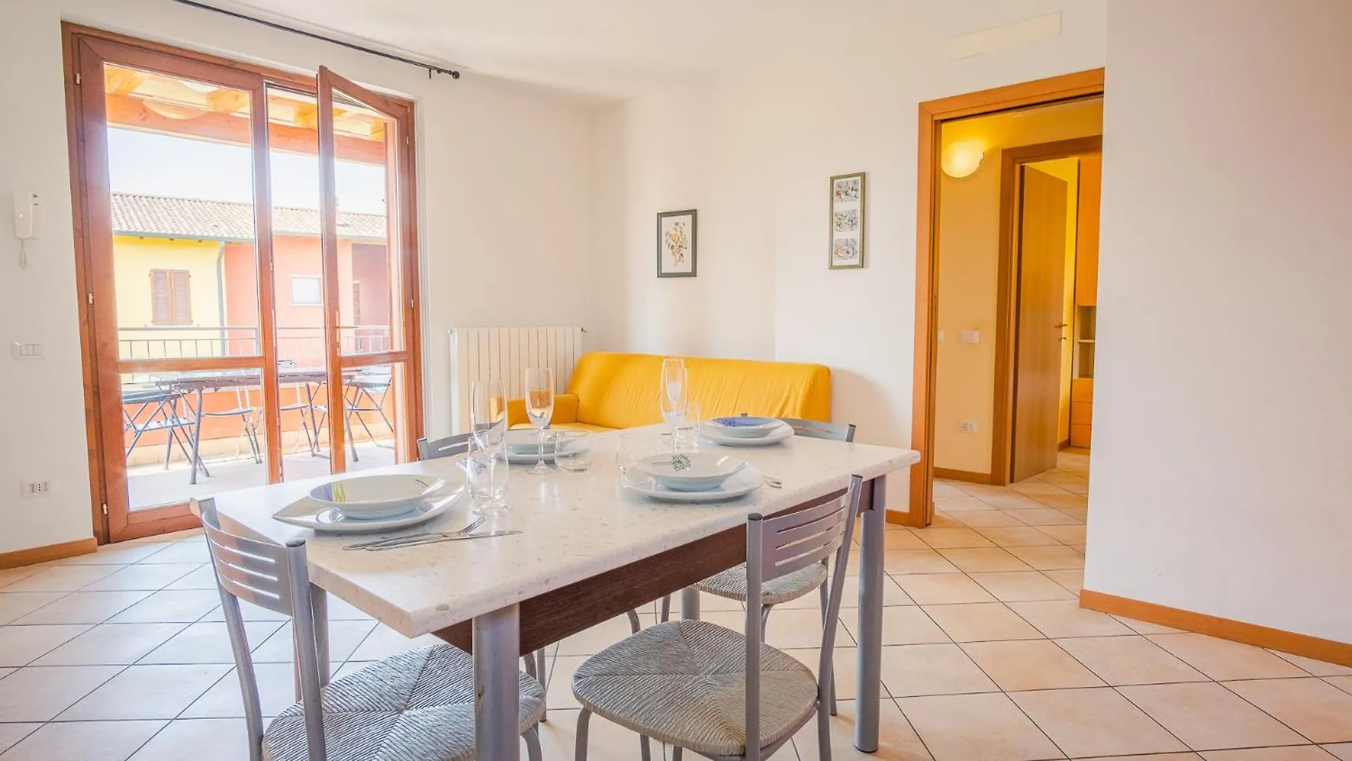 Garda Orange Apartment - Italian Homing Desenzano del Garda 0*,